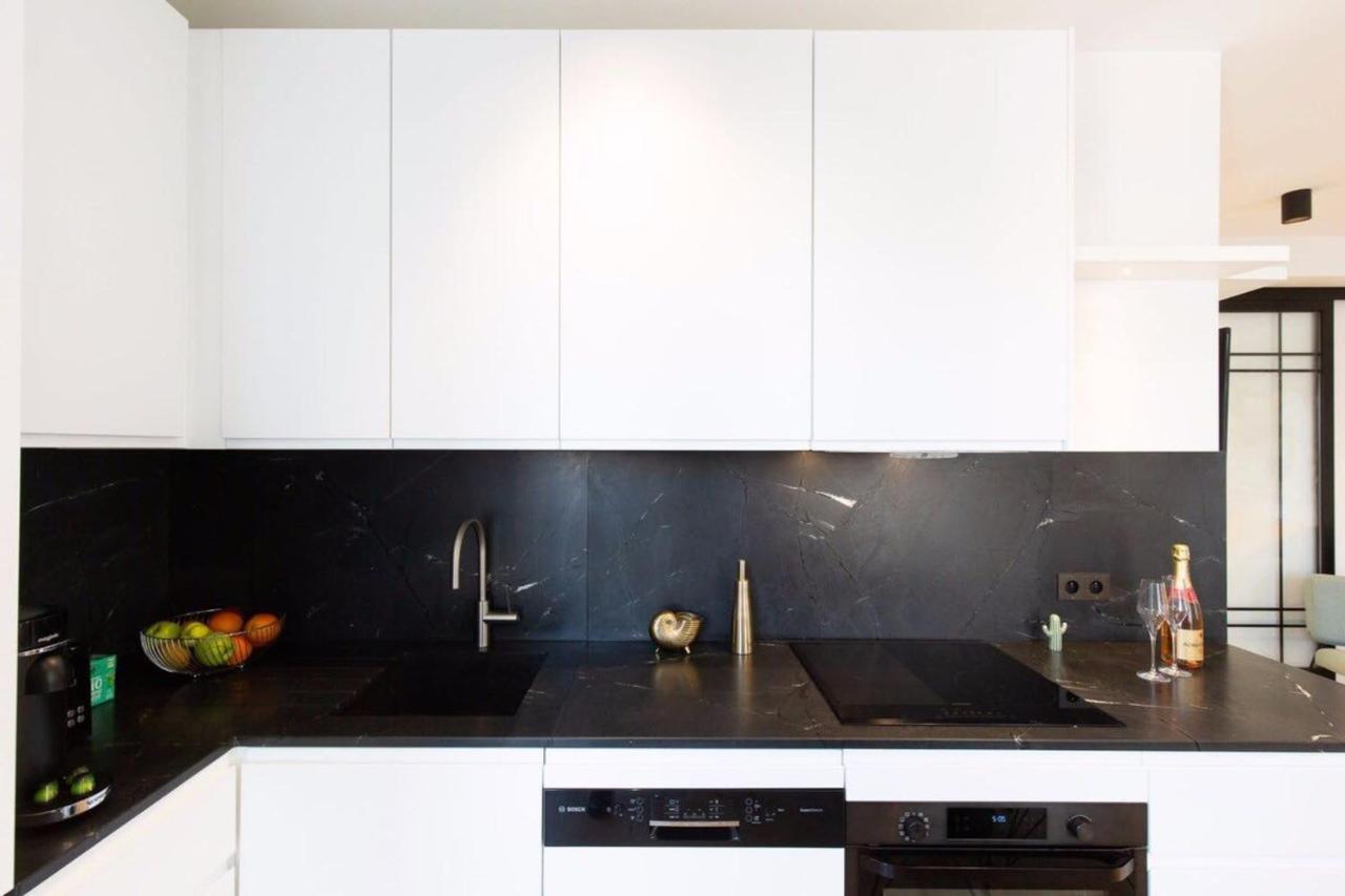 Magnificent Renovated 4-Room Apartment - Croisette Carre D'Or Cannes Exteriör bild